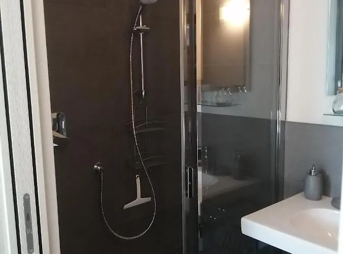 Konukevi Stanze Ildesco 4*