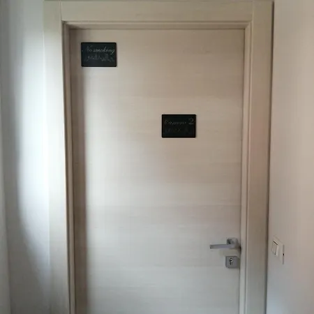 招待所 Stanze Ildesco 4*